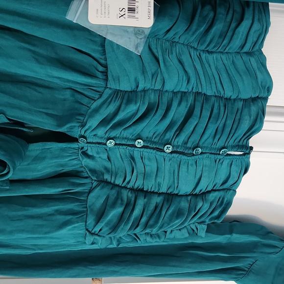 Free People, Meet Me There Ruched Button-Down Blouse, Green Balsam, Size XS, NWT - Picture 4 of 12